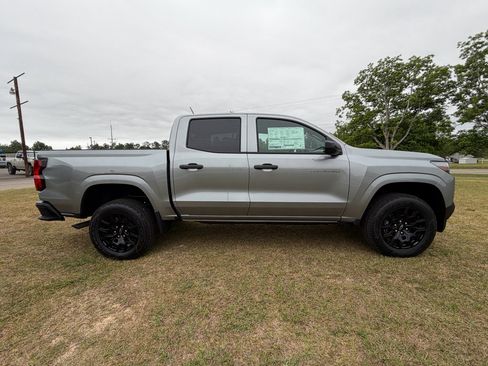 New 2026 Chevrolet Colorado W/T RWD image 2