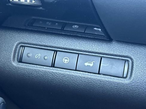 New 2026 Nissan Pathfinder SV AWD/4WD image 27
