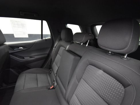 Used 2025 Chevrolet Equinox LT image 12