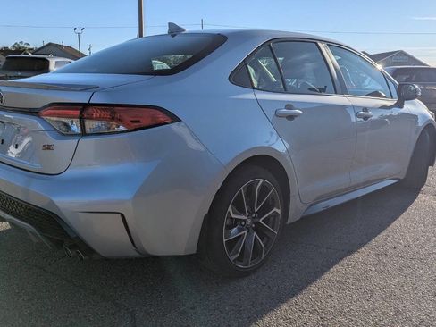 Used 2021 Toyota Corolla SE w/ SE Premium Package image 7