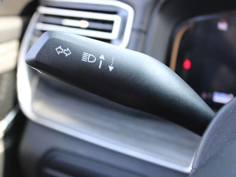 Used 2024 Jeep Wagoneer L Series II w/ Flexible Seating Group image 40