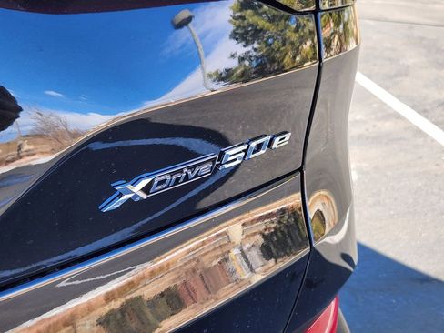 New 2026 BMW X5 xDrive50e image 21