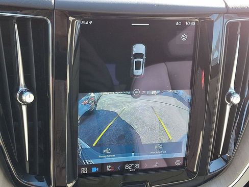 Certified 2023 Volvo XC60 B5 Plus w/ Climate Package image 20