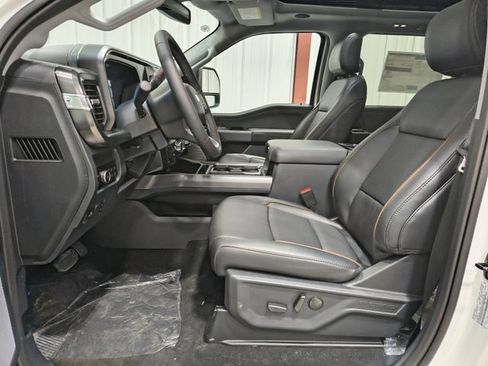 New 2026 Ford F350 Lariat w/ Black Appearance Package AWD/4WD image 17