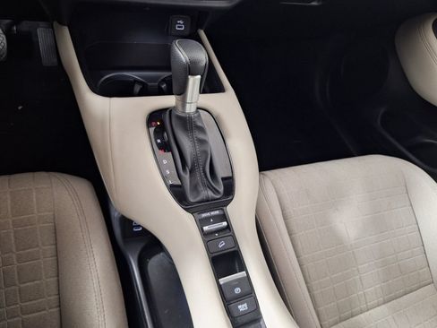 Used 2024 Honda HR-V LX image 14