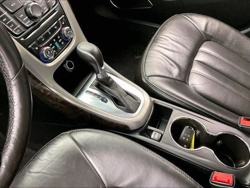 Used 2013 Buick Verano Leather FWD image 15