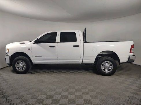 Used 2022 RAM 2500 Tradesman w/ Chrome Appearance Group AWD/4WD image 6