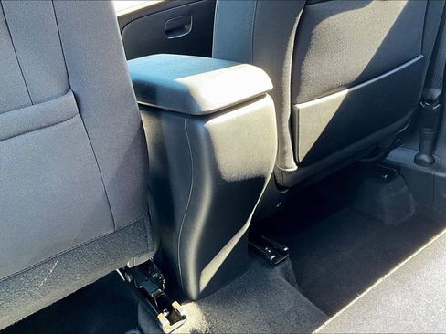 Used 2025 Chevrolet TrailBlazer LT image 35