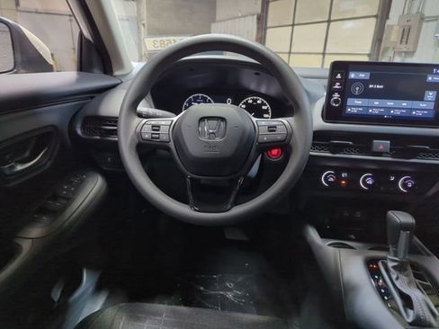 New 2026 Honda HR-V LX image 14