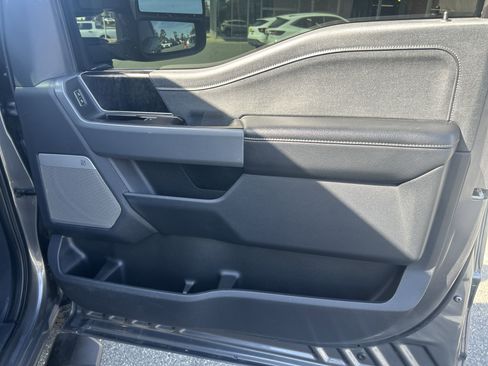 Used 2023 Ford F250 Lariat w/ Lariat Ultimate Package image 19