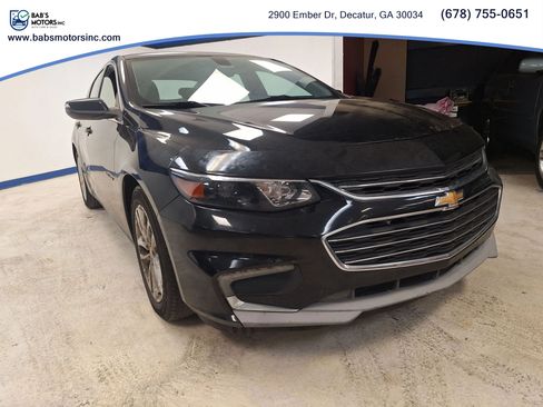 Used 2018 Chevrolet Malibu LT FWD image 3
