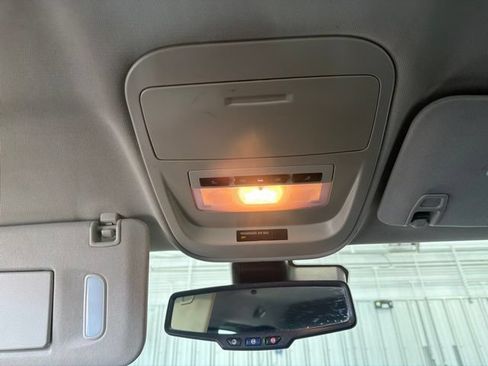 Used 2022 Chevrolet Colorado LT w/ Fleet Safety Package RWD image 16