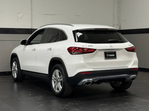 Used 2023 Mercedes-Benz GLA 250 4MATIC image 10