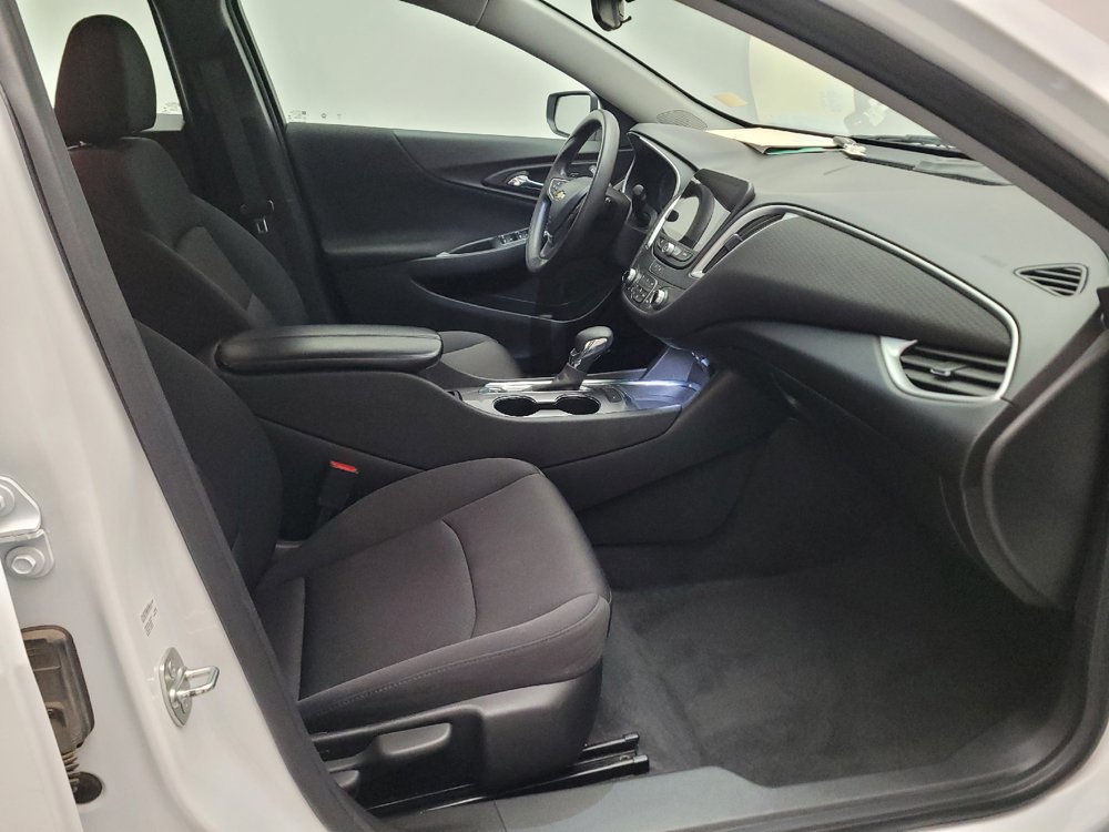 Used 2024 Chevrolet Malibu LT FWD image 21
