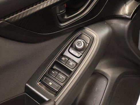 Used 2021 Subaru Crosstrek 2.0i Premium image 9