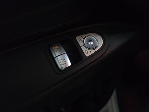 Used 2023 Mercedes-Benz Metris image 25