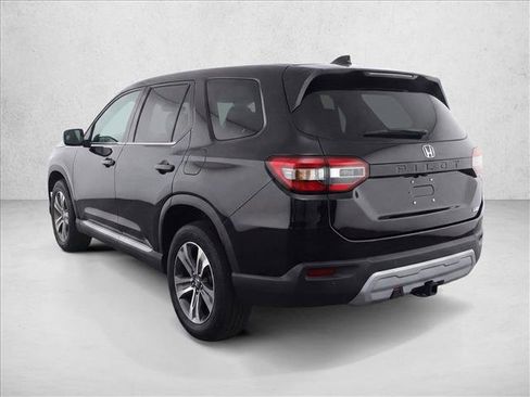 Used 2023 Honda Pilot EX-L image 5