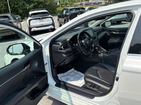 Used 2024 Toyota Camry XSE FWD image 13