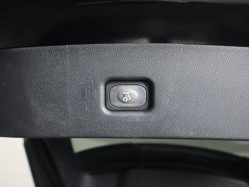 Used 2022 Lincoln Nautilus Reserve w/ Monochromatic Package image 21