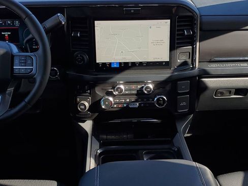 New 2026 Ford F350 Lariat w/ Black Appearance Package image 31