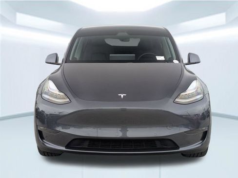 Used 2021 Tesla Model Y Long Range AWD/4WD image 10