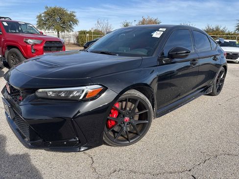 Used 2023 Honda Civic Type R image 1