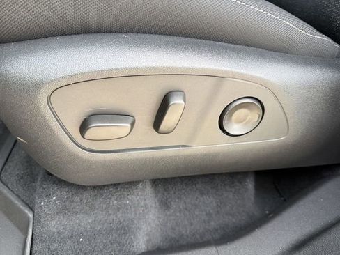 New 2026 Chevrolet Traverse LT w/ Midnight/Sport Edition image 13