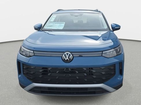 New 2026 Volkswagen Tiguan SE AWD/4WD image 2