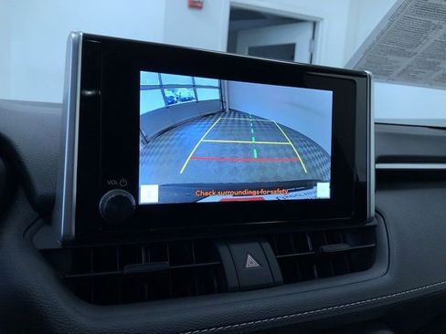 Certified 2025 Toyota RAV4 LE AWD/4WD image 27