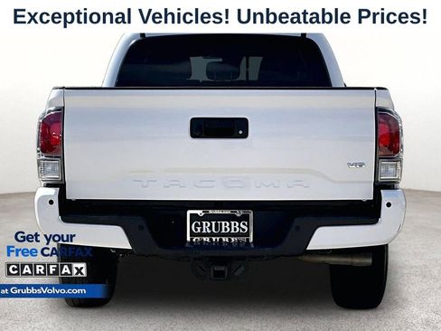 Used 2023 Toyota Tacoma TRD Sport w/ Technology Package RWD image 5
