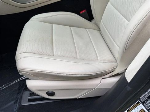 Used 2023 Mercedes-Benz GLE 450 4MATIC image 24