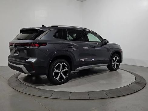 New 2026 Volkswagen Tiguan SE AWD/4WD image 5