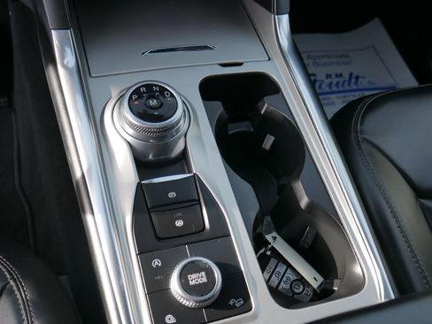 Used 2021 Ford Explorer XLT w/ Equipment Group 202A image 40