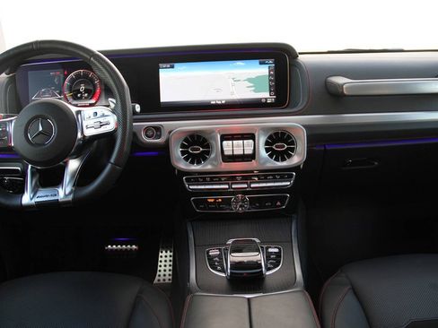 Used 2020 Mercedes-Benz G 63 AMG 4MATIC w/ G Manufaktur Interior Package image 15