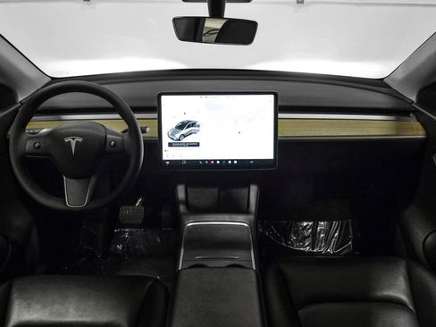 Used 2021 Tesla Model Y Long Range AWD/4WD image 20