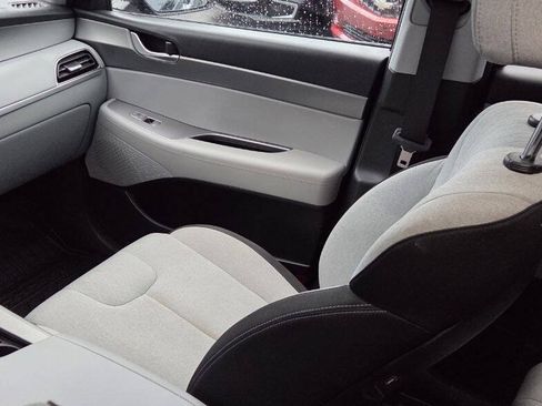 Used 2021 Hyundai Palisade SEL FWD image 19