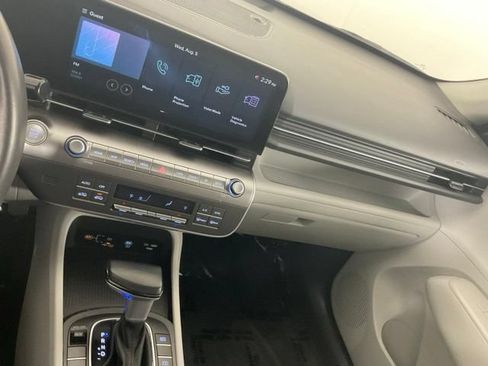 Used 2025 Hyundai Kona SEL FWD image 23