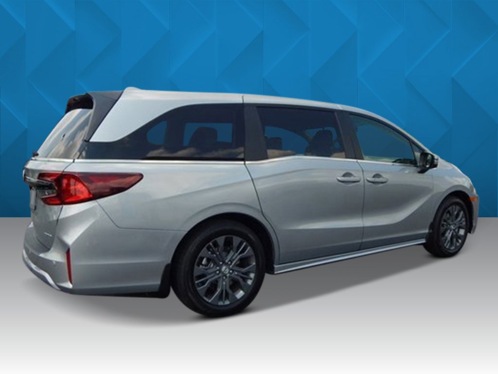 New 2027 Honda Odyssey Touring image 2