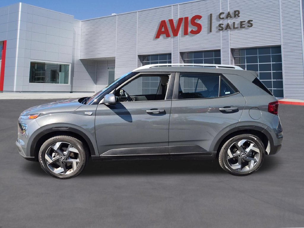 Used 2026 Hyundai Venue SEL FWD image 10