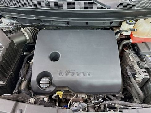 Used 2020 Chevrolet Traverse LS image 30