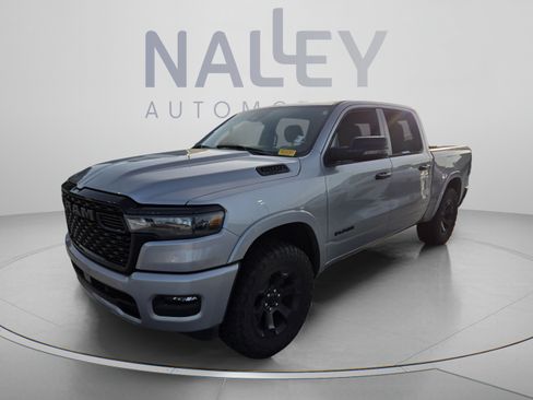 Used 2025 RAM 1500 Big Horn AWD/4WD image 1