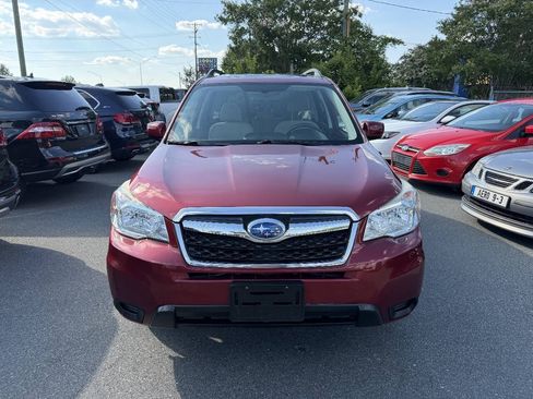 Used 2016 Subaru Forester 2.5i Premium AWD/4WD image 2