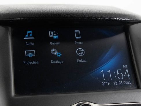 Used 2017 Chevrolet Cruze LT w/ Convenience Package image 24