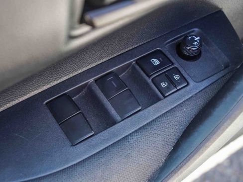 Used 2023 Toyota Corolla LE FWD image 27