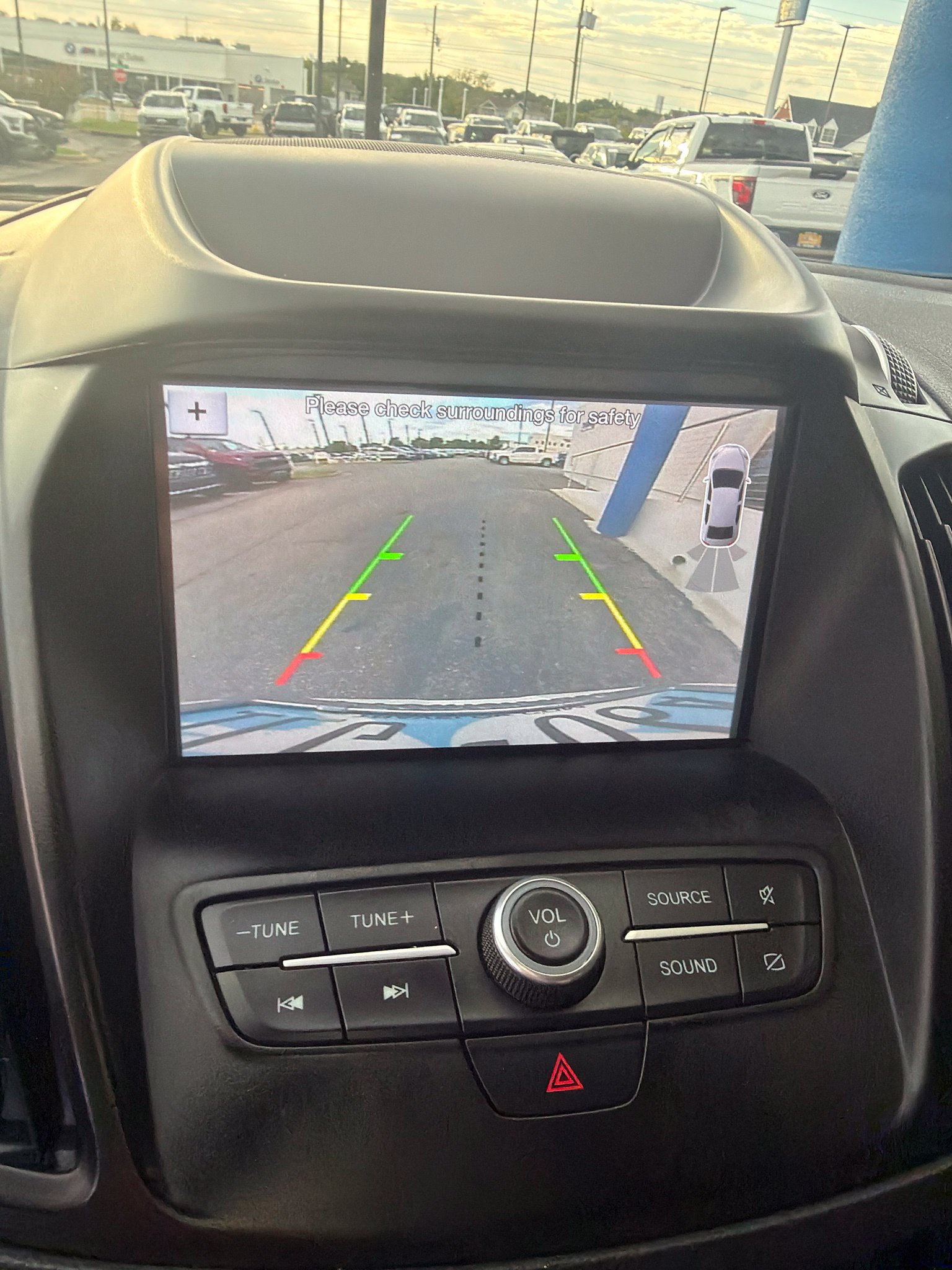 Used 2019 Ford Escape SEL AWD/4WD image 8