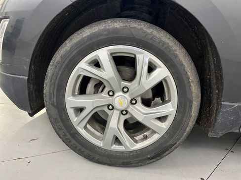 Used 2018 Chevrolet Equinox Premier w/ Infotainment II Package image 9