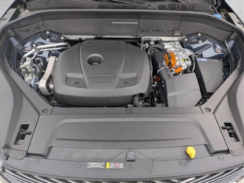 New 2026 Volvo XC90 T8 Plus image 19