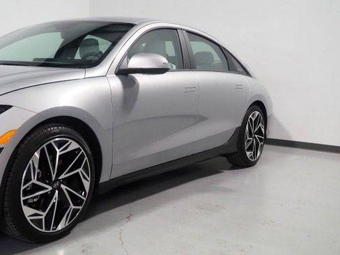 Used 2025 Hyundai Ioniq 6 SEL RWD image 49
