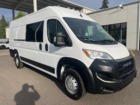 Used 2023 RAM ProMaster 3500 FWD image 1
