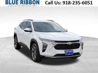 Used 2025 Chevrolet Trax LT w/ LT Convenience Package
